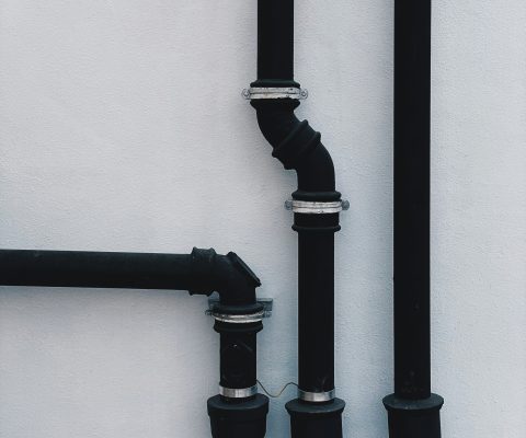 How to Identify Polybutylene Pipes: What to Look For